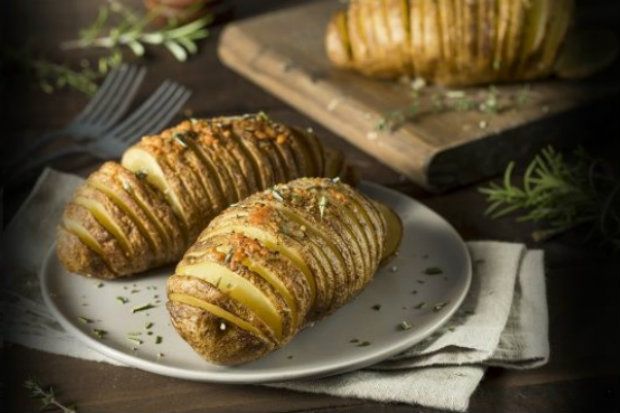 Πατάτες Hasselback  [photo: Shutterstock]